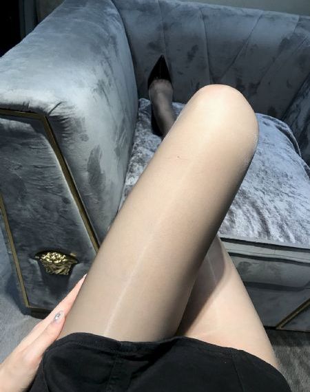 不穿内衣的教练_超清在线播放