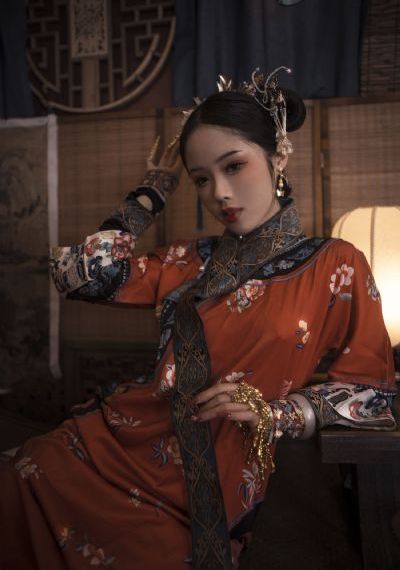 年轻的小姨妈_BD国语免费观看最新