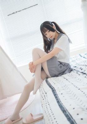 女大学生的秘密兼职工作_全集高清在线观看