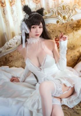 魔法学院之六大令牌_BD英语HD高清在线观看
